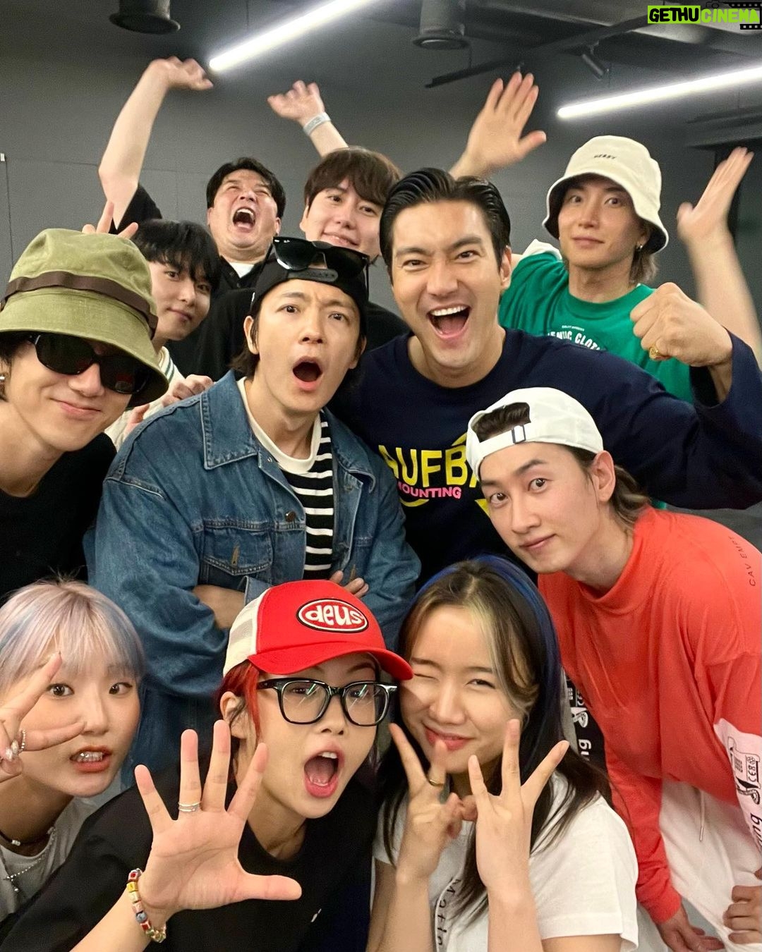Aiki Instagram - Lets go SUPER JUNIOR🔥 #슈퍼주니어 #11집 #Hook #aiki #mangodance 11st