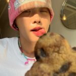 Aiki Instagram - 날씨는좋은데,너가더좋다