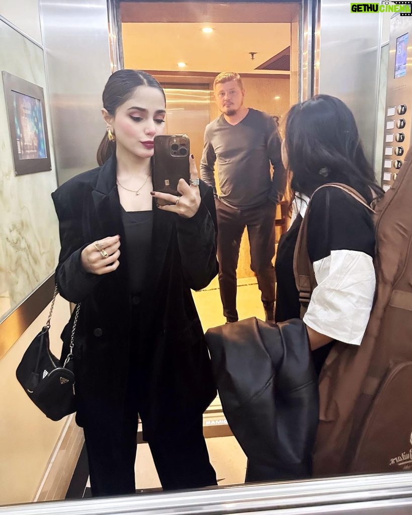 Aima Baig Instagram - Obsessed w sleek shit lately. P.s the elevator guy’s timing was just perfect LOL
