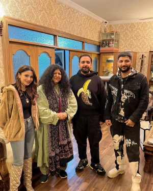 Aima Baig Instagram - This day couldnt get any better 🙏😭❤️