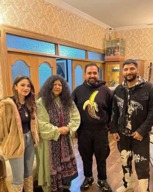 Aima Baig Instagram - This day couldnt get any better 🙏😭❤️