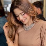 Aima Baig Instagram – Whattay fun shoot it was 💎

@diamonddirectluxury
@dr__imran___
@zawaajjj
@qtbmedia
@syedwahabqutb 

Makeup & hair @ayan_khanofficial