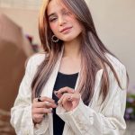 Aima Baig Instagram – Love is in the hair 😌

Hair @ayan_khanofficial 💕
