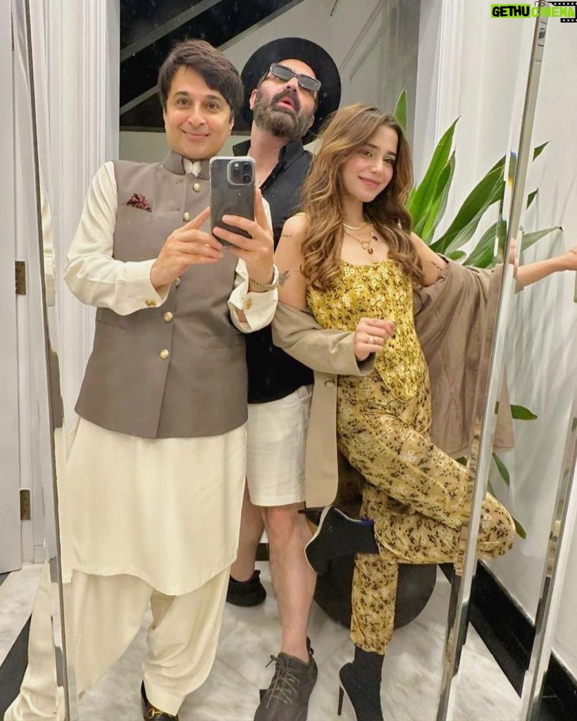 Aima Baig Instagram - And yesssss…… Everyone asking me in my dm’s about the dress, its def one of my fav brand called @knwlslondon ❤️ Must check it out. @qasimyar and Qazi lookin all cutes ☺️