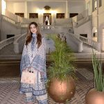 Aima Baig Instagram – A month ago @RRYK district, at the Gov. house invited me to recieve this award as the “Proud Civilian of Punjab”. I’m so honored to be born in RYK, it used to be such a small town and now they r growing so fast *teary eyed moment* but anyways 
Proud to be born in RYK and proud to be a born Pakistani ❤️🇵🇰 

My beautiful jora by none other than @hussainrehar @hussainrehar.official 

And thankyou once again my love @ayan_khanofficial 💕 Governor House – Lahore