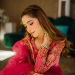 Aima Baig Instagram - More to come 🫢 @themakeupstudiobysehrish @weddingshadding @officialfahadhussayn