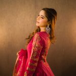 Aima Baig Instagram - Aima 🌸 @officialfahadhussayn @farhatalijewellers @themakeupstudiobysehrish #weddingshadding #aimabaig Lahore, Pakistan