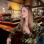 Aima Baig Instagram – I wore heels, got dressed up, put on some makeup, hair game still zero but posting em all since it was too difficult to decide which ones to go for 🤷‍♀️ 

I could have just insert “sushi night” as a caption, but i took the worst possible picture of the food so urm… yeah.