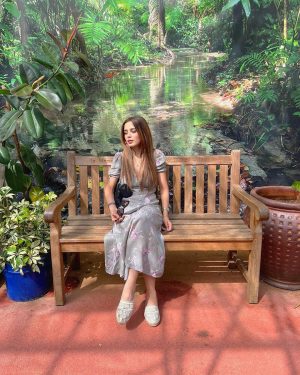 Aima Baig Instagram - Dump #1 from more than 17k forsaken photos from my phone gallery that never made it to the ‘gram but here we are… revealing slowly but surely.

Btw i went to a Butterfly Farm and as pretty as it was, i kept wondering one thing. If you cut off their wings, they r just a bug that can easily freak me out. 
Heres to the first dump 🥂🦋