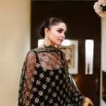 Aima Baig Instagram – Aima baig showing us how its done in an Emerald green dress. By @hussainrehar.official 
@aliyanaliofficial8 
.
.
#weddingphotographer #femalephotographer #islamabad #indianwedding #nikkah #weddingseason #instapakistan #pakistanidrama #walima #pakistanicelebrities #lollywoodworld #madeinpakistan #love #pakistanimediaindustry #hellopakistan #muslimwedding #weddingdance #pakistanifashion #pakistaniwedding #beautiful #brideofthedaypk #lahore #mehndhi #candidphotography #wedding #weddinginspirations