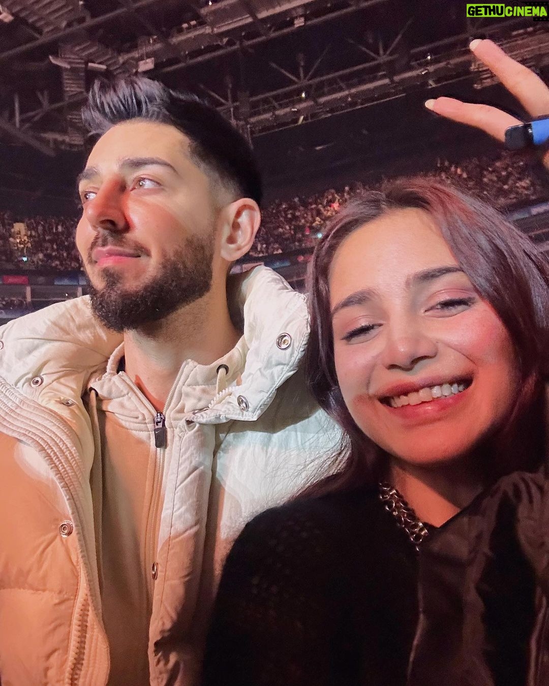Aima Baig Instagram - So before Ramadan, i went to london to attend Chris Brown’s concert. It was always on my bucket list to hear him sing live, i grew up listening to his music so it was def a magical experience and ofc super grateful for the company i had, Cheers to this guy for being there w me at the concert after my brother and my friend Lily ditched me last moment. Even though we both know… you aint a breezy fan AT ALL. Lol Long story short, we were all “UNDER THE INFLUENCE” IYKYK 🤷♀️ London O2 Arena