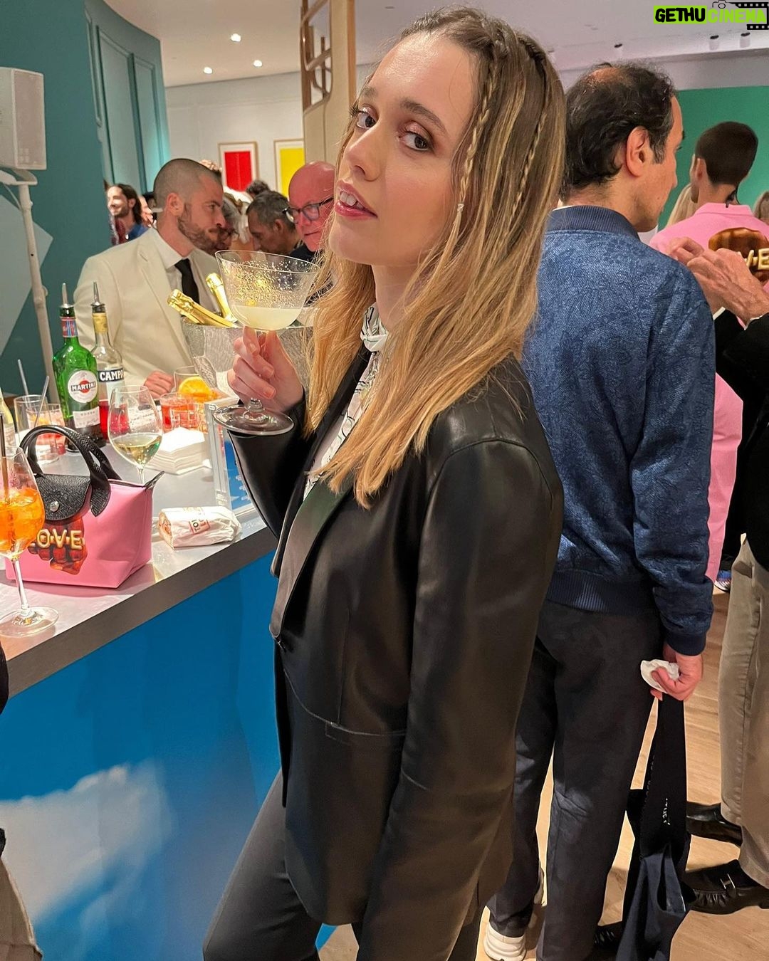Aimee Lou Wood Instagram - Merci @longchamp and @toiletpapermagazineofficial for taking us to the clouds last night. @longchamp longchamp #longchampxtoiletpaper Thanks to genius @society_makeup