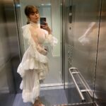 Aimee Lou Wood Instagram - A TRIBUTE TO THE DRESS @christopherkane Styling @leithclark Make Up @lizdaxauer Hair @georgenorthwood