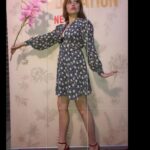Aimee Lou Wood Instagram - @sexeducation VIRTUAL PREMIERE FEAT HERO @patrickwilson @emilywoodmakeup @emmalanestylist @miumiu @jimmychoo