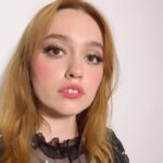 Aimee Lou Wood Instagram - @emmalanestylist @emilywoodmakeup @margauxstudios @erdem
