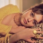 Aimee Lou Wood Instagram - Big Rock Energy 💎 @swarovski you make me feel resplendent. Swipe for some lusciousness ➡️ #Swarovski #RevealYourFacets