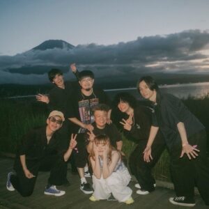 Aimyon Instagram - 今年の野外夏フェスは終了しました🗻
私のライブ観るのが初めましてのみんなが多くて
嬉しかったです❕
こっからまた繋いで行けますよに🏜️
と めっちゃ思った。
もちろんいつも会いにきてくれてるAIMもテンキュ🎖️
ほんまにめっちゃばり暑い中
ライブ観てくれてありがとう！ 
あー、楽しかった！

ロッキン 🍺🍺🍺🥃
ラブシャ 🍺🍺🍺🍺
