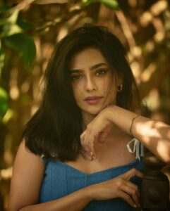 Aishwarya Lekshmi Instagram - ❤️‍🔥 Team : Photography : @shafishakkeer Hair : @seema_haridas_official Colour Grading : @sayooj.ps Location : @cranganor