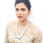 Aishwarya Rajesh Instagram - Stop acting so small. You are the universe in ecstatic motion. Wearing this lovely outfit @gundu.malli Photography @varuun.jpg Makeup @ananthmakeup Jewellery @fedha_by_challani