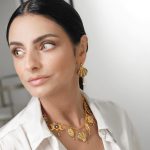 Aislinn Derbez Instagram - ¿Aún no tienes regalos para esta Navidad? La nueva colección “Venus” que creamos en @morenacorazon está de ensueño y cada pieza tiene simbolismos profundos. Checa la pag web de @morenacorazon para ver toda la colección y recuerda que hacemos envíos a todo el mundo!😍