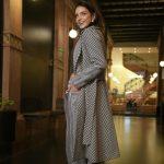 Aislinn Derbez Instagram - Les dejo una probadita de la nueva colección de abrigos que creamos para este invierno en @merkaba_mx Envíos a todo el 🌎 📸 @ambrosio_photo styling @marmolviejo