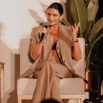 Aislinn Derbez Instagram - El panel de @omega se puso muy bueno, filosofamos acerca del tiempo y ya saben que las pláticas intensas es lo mío, así que la pasé bomba😂🥰. Amo ser parte de la familia @omega y compartir con mis adorados @diego @karlasouza @diegocalva @ninoaloisi