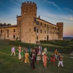 Aislinn Derbez Instagram - Siempre busco experiencias únicas y extraordinarias y @rimaexperience no fue la excepción… un fin de semana totalmente fuera de lo común donde conocí a personas nuevas y maravillosas♥️ 📸 @unisonofilms Castello del Calcione