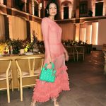 Aislinn Derbez Instagram - Una de esas noches mágicas con @Dior en el @museokaluz , celebrando el arte, la cultura y a las mujeres mexicanas como Martina García Cruz, a quien se le reconoció por sus tejidos que forman parte de los artes más intrínsecos y bellos que tiene México. Museo Kaluz