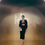 Aislinn Derbez Instagram - Un día inolvidable con @dior en París😍 Total look @dior 📸 @alejandraloaiza.photo Paris Fashion Week