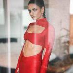 Aislinn Derbez Instagram - Aún no supero el look de ayer que me dejaron estos cracks🥰😁: 📸 @dddiegortiz styling @marmolviejo vestido @valco_valeriacoa makeup @pametp hair @aldo.ek