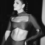Aislinn Derbez Instagram - Aún no supero el look de ayer que me dejaron estos cracks🥰😁: 📸 @dddiegortiz styling @marmolviejo vestido @valco_valeriacoa makeup @pametp hair @aldo.ek