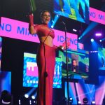 Aislinn Derbez Instagram - Una noche épica en los @mtvmiaw presentando el premio más icónico de la noche y demasiado orgullosa de que @lamagiadelcaos estuviera nominada a podcast favorito…😱🥰🎉 📸 @dddiegortiz styling @marmolviejo vestido @valco_valeriacoa makeup @pametp hair @aldo.ek