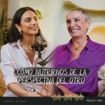 Aislinn Derbez Instagram - Creer que nuestras ideas son “la verdad absoluta” es ponernos el pie y cerrarnos a conocer las verdades de las realidades de las demás personas... Mientras más abiert@s estemos a escuchar con curiosidad y aprender a través de la mirada del otro, más fácil será coexistir y nutrinos. En el capítulo “Qué es mejor: ¿estar solter@ o en pareja?” con @nildachiaraviglio hablamos a profundidad de este tema y también hablamos de: - Cómo gozar la soltería y cómo construir una relación de pareja desde la autonomía y el auto-conocimiento - El secreto para lograr separaciones sin drama y sin afectar a l@s hij@s - Cómo establecer acuerdos en pareja y la importancia de renovarlos - De qué manera resolver nuestras carencias internas - Por qué el cambiar de conducta puede cambiar los resultados en nuestra vida - La importancia de hacernos responsables de nosotr@s mism@s para dejar de culpar al mundo por nuestras heridas *¡Recuerda que YA puedes escuchar el nuevo capítulo en Youtube, Facebook y TODAS las plataformas de audio (incluyendo Spotify, Apple Podcasts y Amazon Music)!