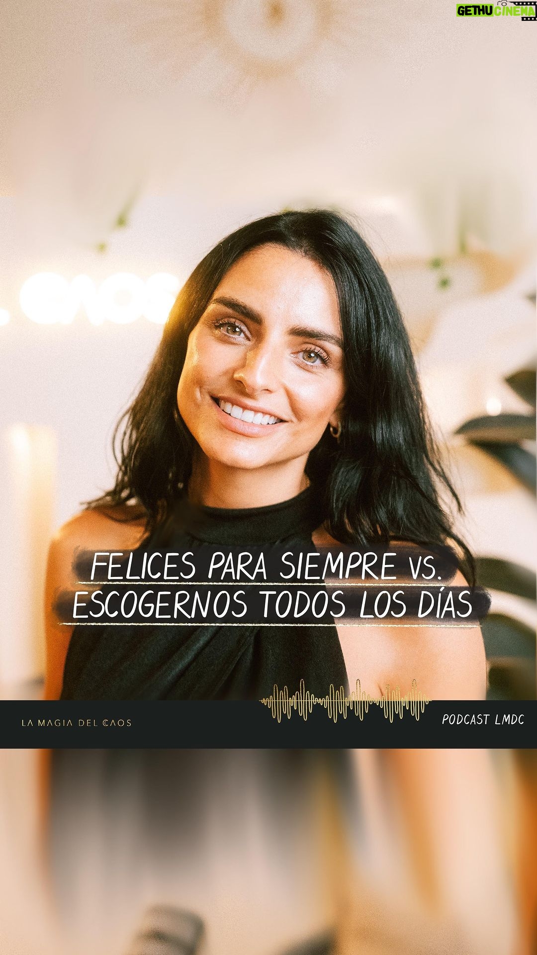 Aislinn Derbez Instagram - ¿Es posible ser “felices para siempre”? Creo que después de ver este capítulo a much@s nos queda claro que los cuentos son fantasía pero que SÍ podemos elegirnos todos los días o elegir separarnos con amor… En el capítulo “¿Vale la pena casarnos?” platicamos a profundidad de este tema con @nildachiaraviglio y @michaguilerac y también hablamos de: -Porqué necesitamos rompernos la cabeza para deconstruir nuestras ideas - Lo que nadie te dice antes de casarte - La razón porque vivimos con miedo al divorcio o la separación - Cuál es el costo a pagar por ser una persona auténtica - Cómo lidiar con el hate cuando no estás preparad@ - Porqué necesitamos amarnos lo suficiente antes de estar con otra persona ✨¡Cuéntame qué opinas de este capítulo en los comentarios! Quiero saber tu opinión👇 *¡Recuerda que YA puedes escuchar el nuevo capítulo en Youtube, Facebook y TODAS las plataformas de audio (incluyendo Spotify, Apple Podcasts y Amazon Music)!