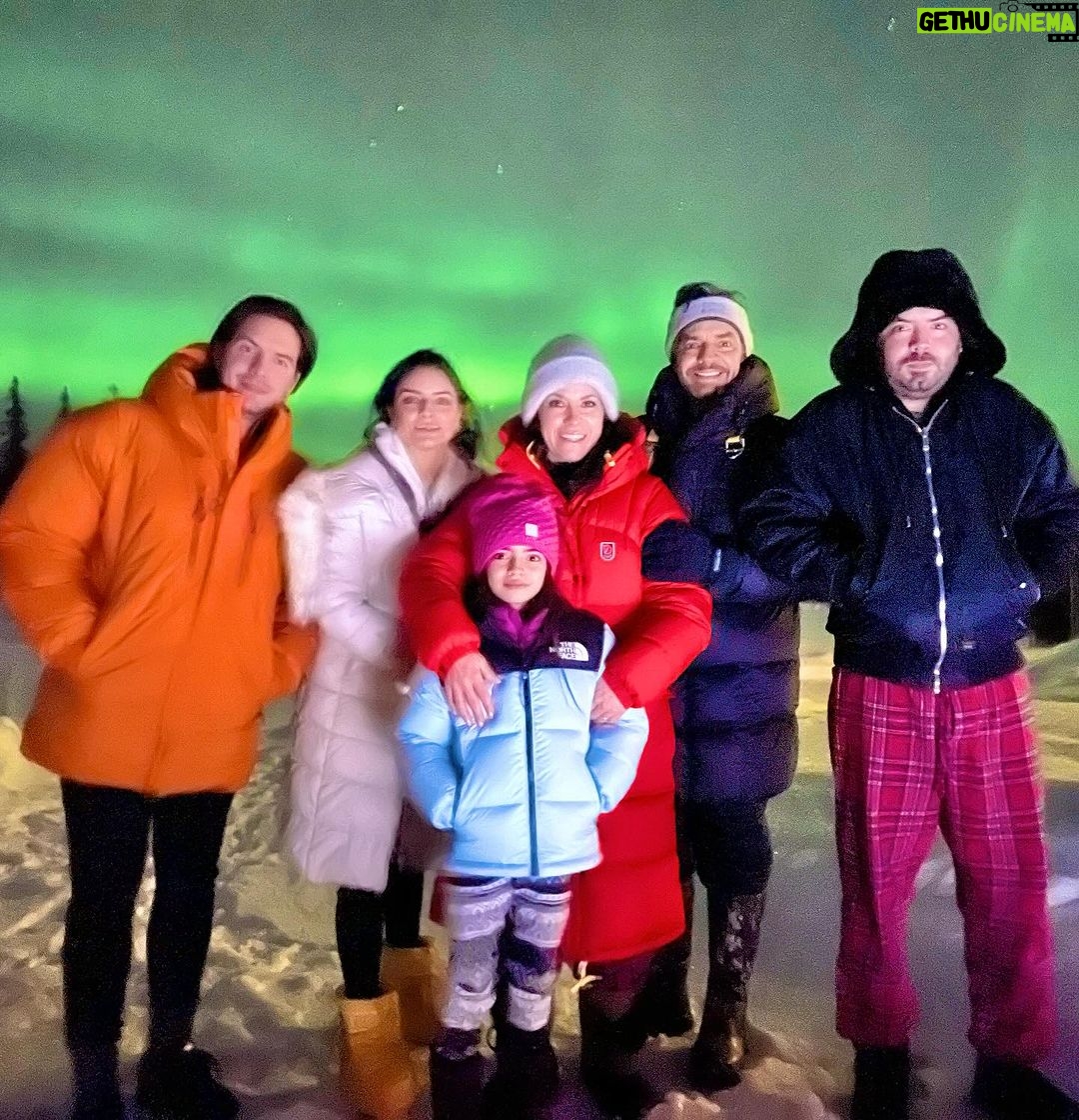 Aislinn Derbez Instagram - 10 momentos muy especiales de mi 2023… 🥰🥹