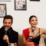 Aislinn Derbez Instagram - Increíble la premiere de @deviajeconlosderbez donde presentamos los últimos episodios que salen este viernes! Gracias a todo el equipo de producción que detrás de cámaras hacen esta serie posible🥰.