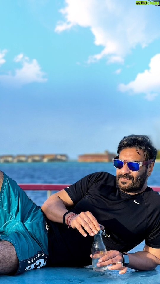 Ajay Devgn Instagram - Long time no sea 🌊