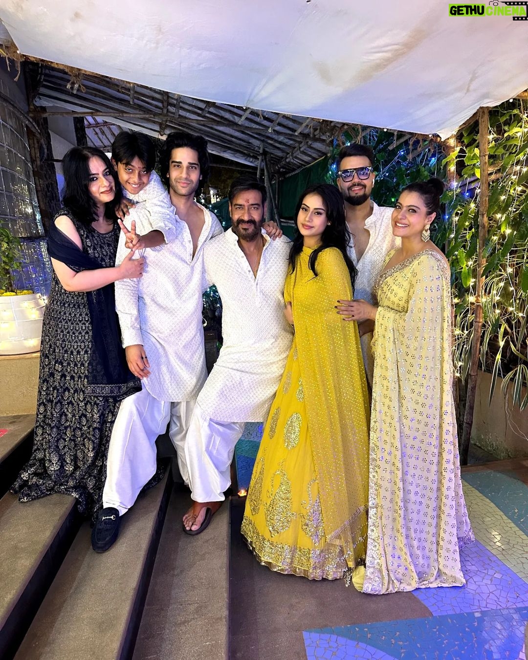 Ajay Devgan - 565.6K Likes - Parampara, Pratishtha, Anushasan.