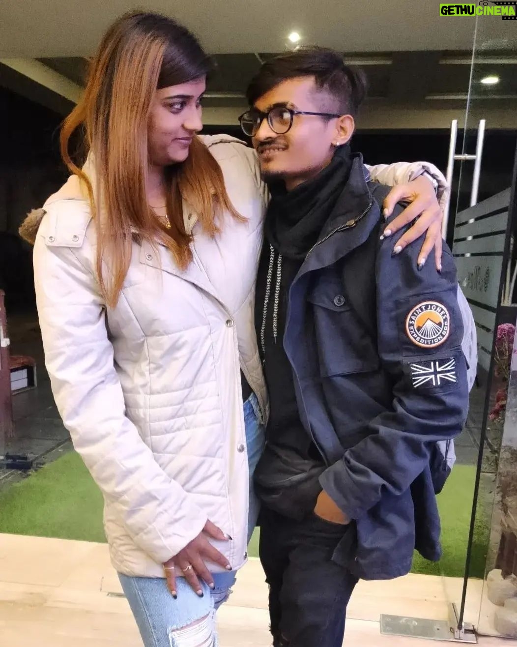 Akanksha Dubey Instagram - Wish you a very happy birthday 🎂🎉🎉@akankshadubey_official ❤️🎉🎂 Love you 🥳🥳🎂 enjoy your day 🎇🎈 Mumbai, Maharashtra