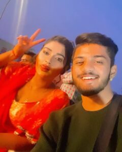 Akanksha Dubey Instagram - Kuch naya 💯 Alag Andaaz M ✨ With bestest @akankshadubey_official ✨