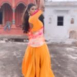 Akanksha Dubey Instagram - Dil mat dena ❤️🙊 #akankshadubey