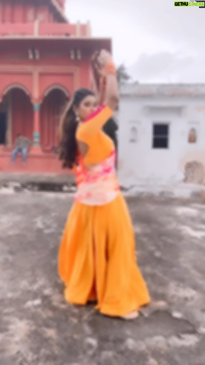Akanksha Dubey Instagram - Dil mat dena ❤️🙊 #akankshadubey