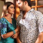 Akanksha Dubey Instagram - On set Shadi by chance @arvindakelakallu @dirctorsanjayshrivastav