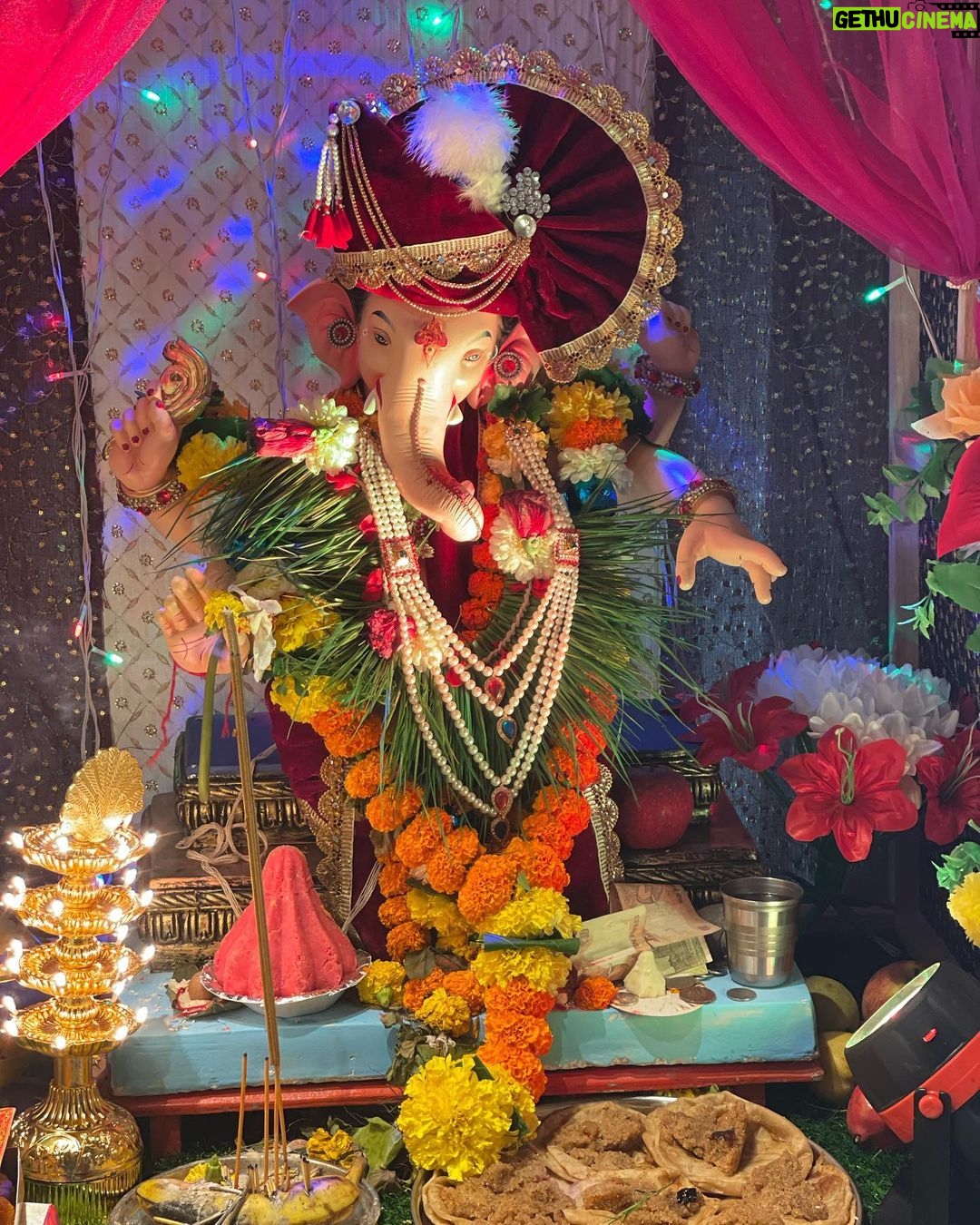 Akanksha Dubey Instagram - Ganpati Bappa Morya 🙏 Agle Baras Tu Jaldi aa #ganpatibappamorya