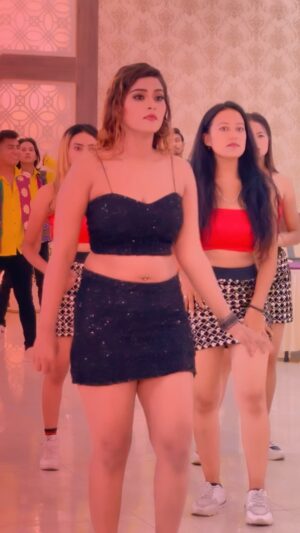 Akanksha Dubey Instagram - Tere 🙈💃
#akankshadubey