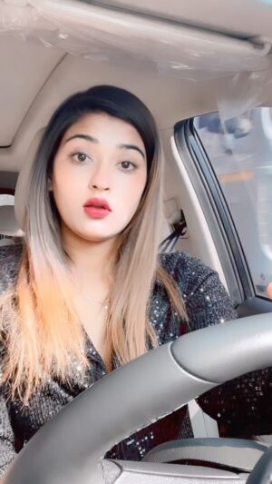 Akanksha Dubey Instagram - 🙈😂😂
#akankshadubey 
@khushbutiwarikt