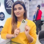 Akanksha Dubey Instagram – Choose your world & Express Yourself ❤️
.
Do Visit Once @milan_enterprises 
.
#milanenterprises #iphone14pro #iphone14 #iphone14promax #2023 #varanasi Varanasi, India