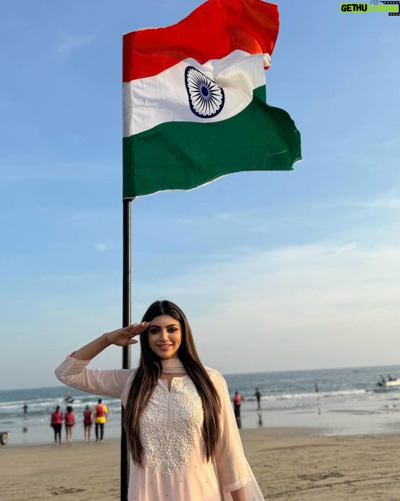 Akanksha Puri Instagram - Happy Republic Day everyone 🇮🇳 Jai Hind 🇮🇳 . . Pic Credit @iam_rajinamdar Diu, India