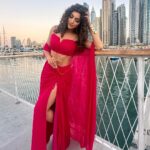 Akanksha Puri Instagram - Her Strength knows NO bounds ❤️ . . Outfit / Jewellery @nirmikabykhushboo Styled by @fashket_by_vrinda . #fitandfabulous #beingme #akankshapuri #❤️