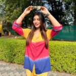 Akanksha Puri Instagram - Your Sunshine 🔥❤️ . . Outfit @howwhenwearclothing #instagood #instagram #sunkissed #sunshine #goodvibes #love #lifestyle #ootd #beauty #fitandfabulous #beingme #akankshapuri #❤️ Vadodara, Gujarat, India